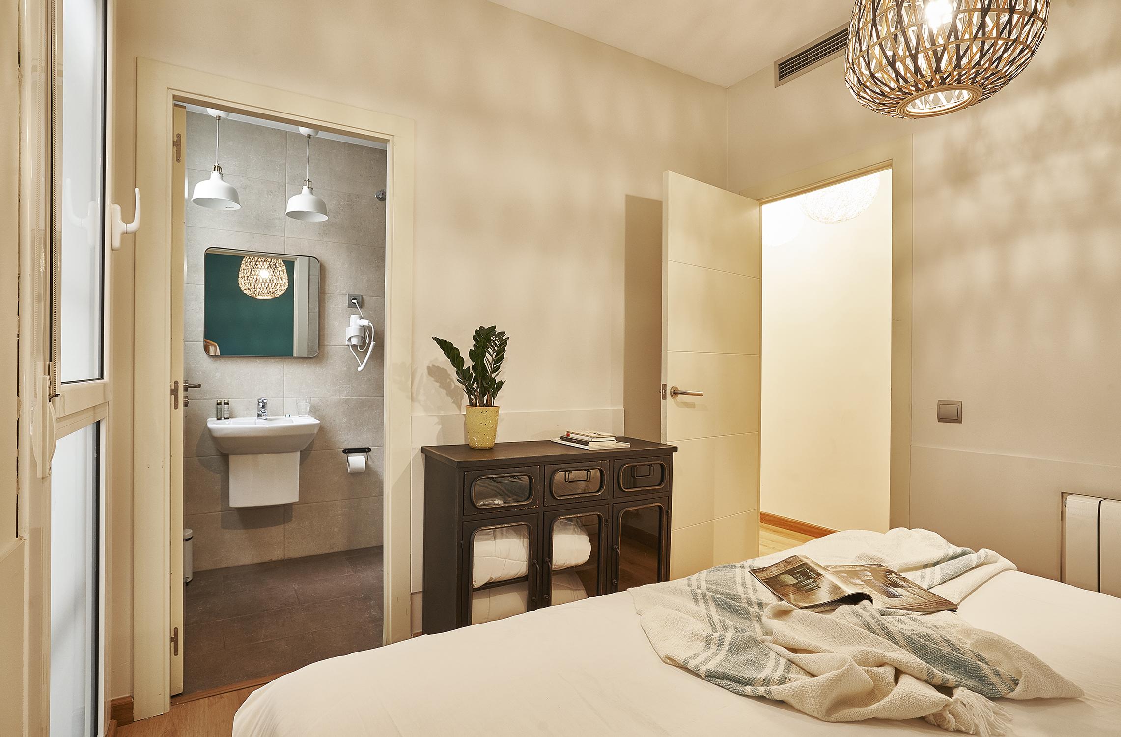 Barcelona Sants Station Apartments Ngoại thất bức ảnh