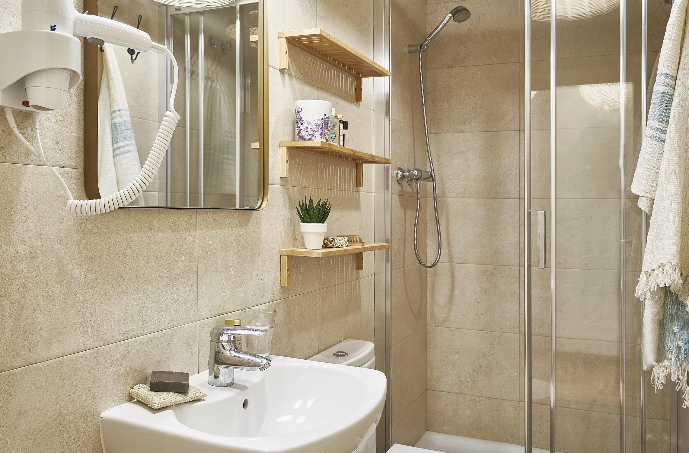 Barcelona Sants Station Apartments Ngoại thất bức ảnh