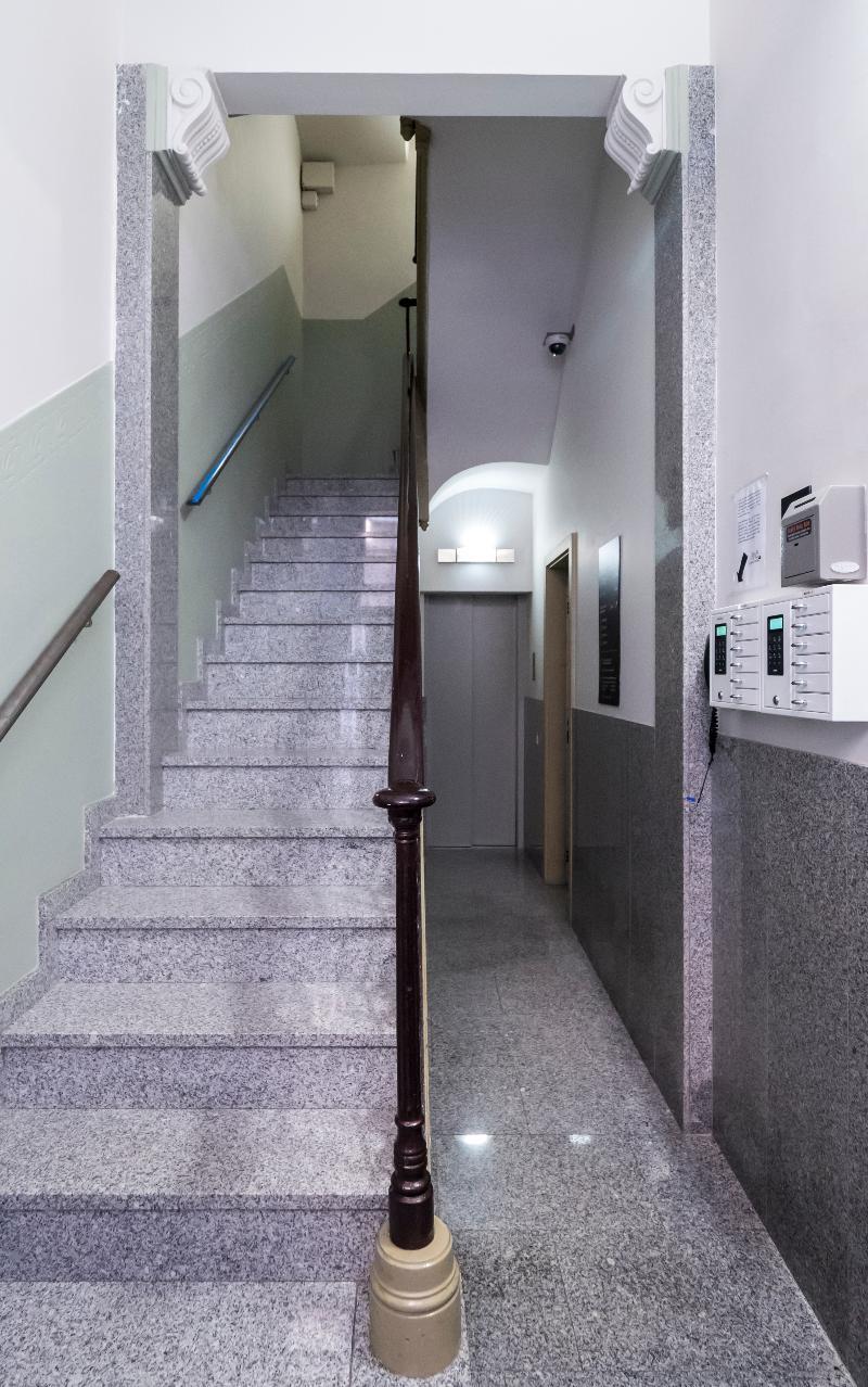 Barcelona Sants Station Apartments Ngoại thất bức ảnh