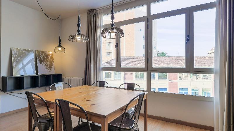 Barcelona Sants Station Apartments Ngoại thất bức ảnh