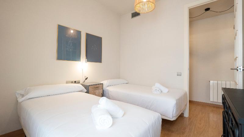 Barcelona Sants Station Apartments Ngoại thất bức ảnh